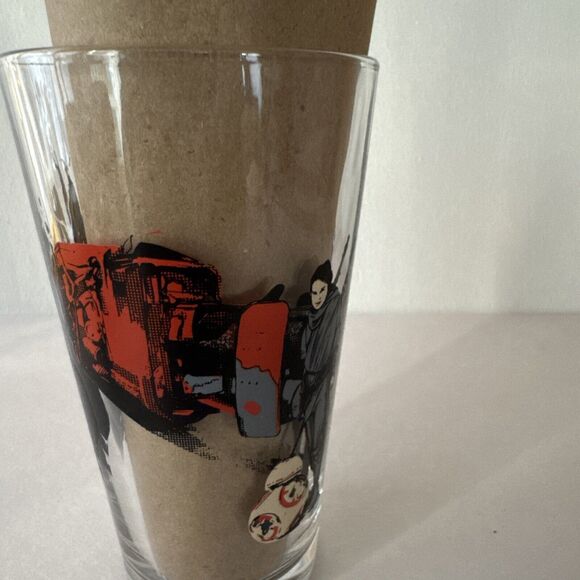 Star Wars Force Awakens PINT GLASS...Alamo Promo Collectible - Picture 12 of 16